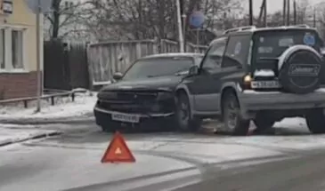 Мокрый снег и скользкая дорога спровоцировали ДТП в Поронайске