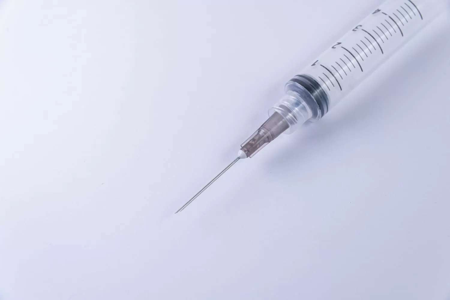 Опасные методы самолечения рака: эксперты предупреждают об угрозе жизни