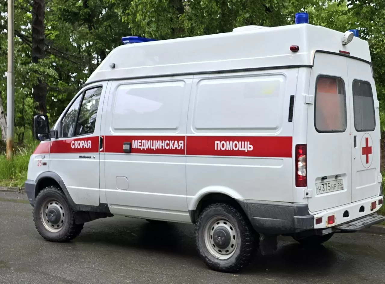 Работник такелажного склада умер в порту на Сахалине