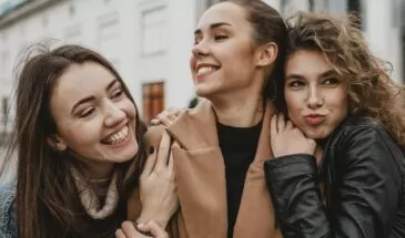 Женщины Сахалина в цифрах: от долгожительниц до успешных карьеристок