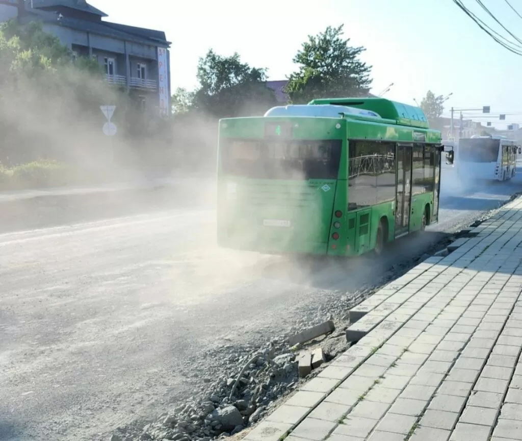 Южно-Сахалинск накрыло пылью: жители жалуются, что нечем дышать