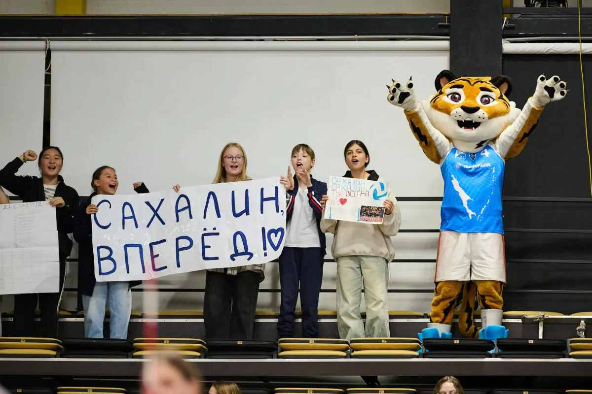 Сахалинские волейболистки одержали пять побед — фоторепортаж
