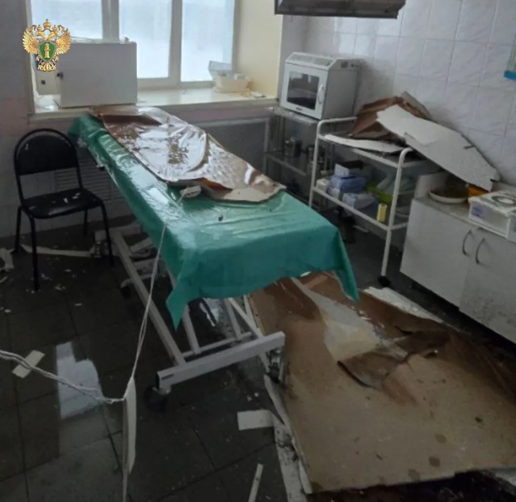 Здание больницы в Северо-Курильске повреждено из-за землетрясения
