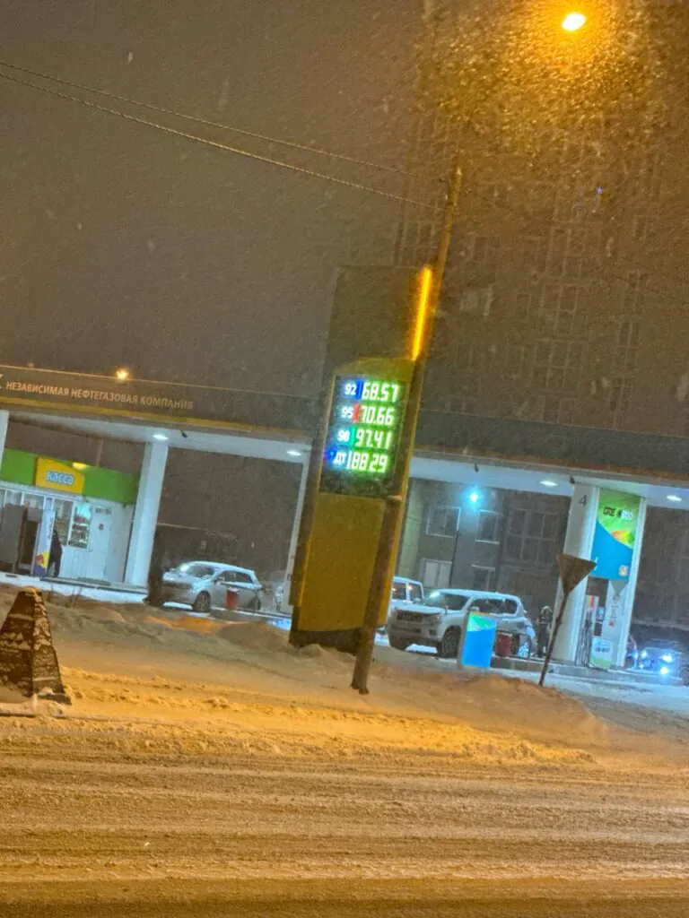 Бензин и дизель снова подорожали на Сахалине