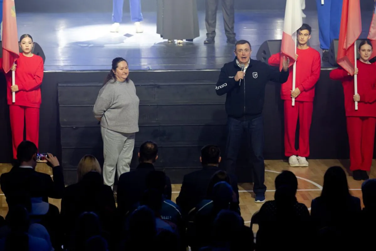 Чемпионат России по лыжным гонкам торжественно открыли на Сахалине