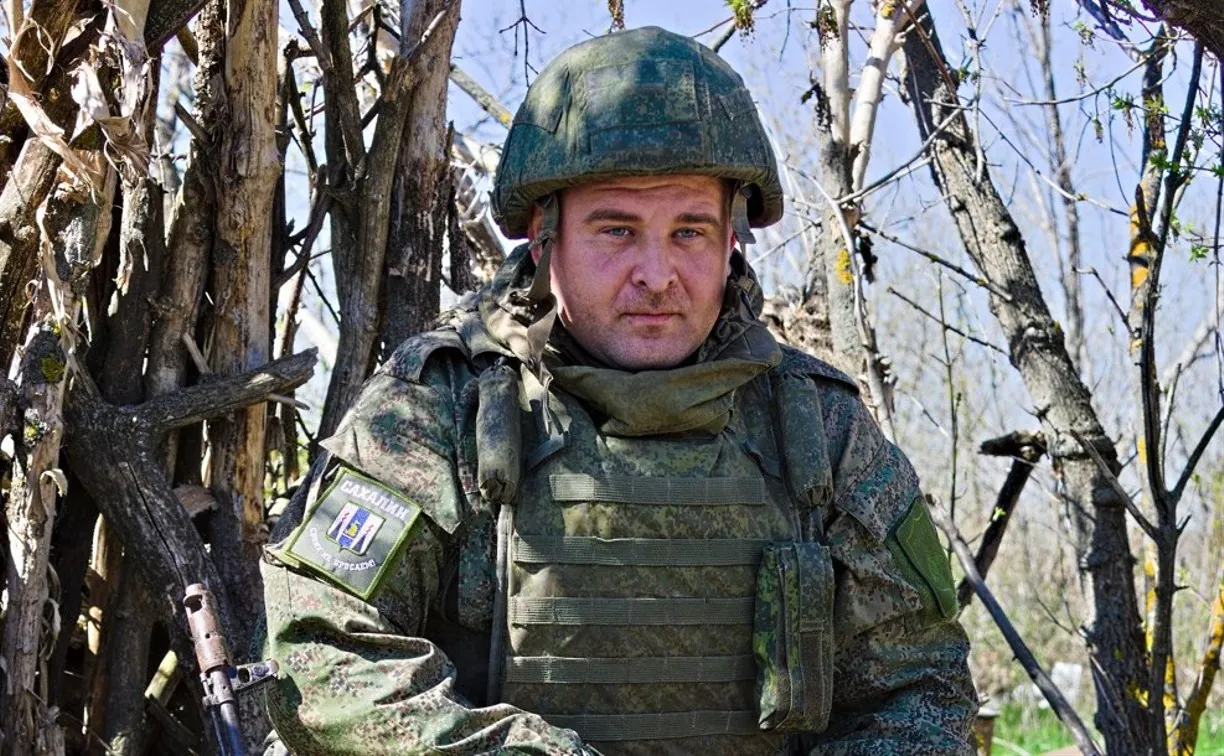 Служивший на Сахалине сержант получил награды за спасение товарища под обстрелом в зоне СВО