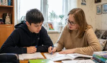 Репетиторы для школьников в Южно-Сахалинске обходятся семьям все дороже