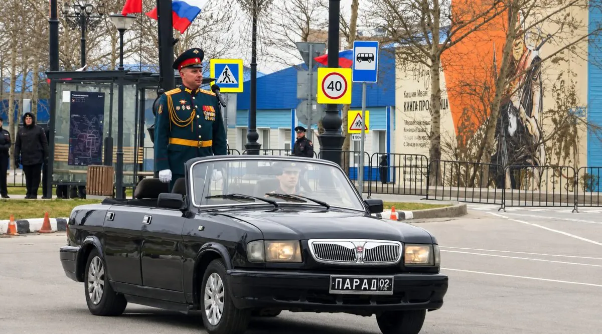 Парад Победы прошел в Южно-Сахалинске: трогательные и яркие кадры