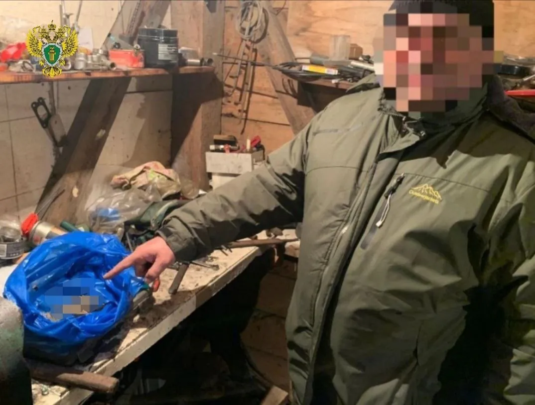 Жителя Курил осудили за хранение гранат и боеприпасов времен войны