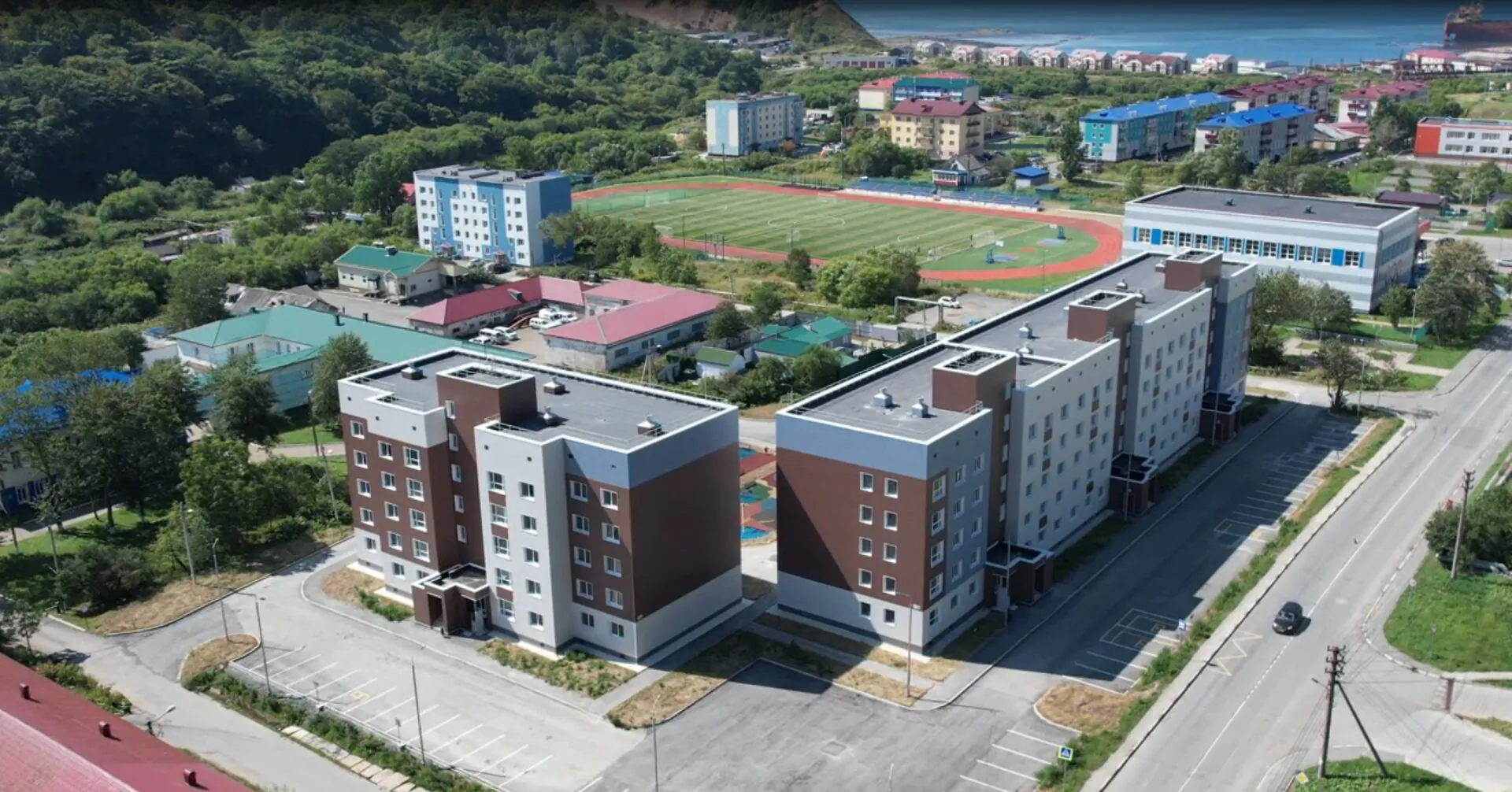 Более ста семей получили ключи от новых квартир в Невельске