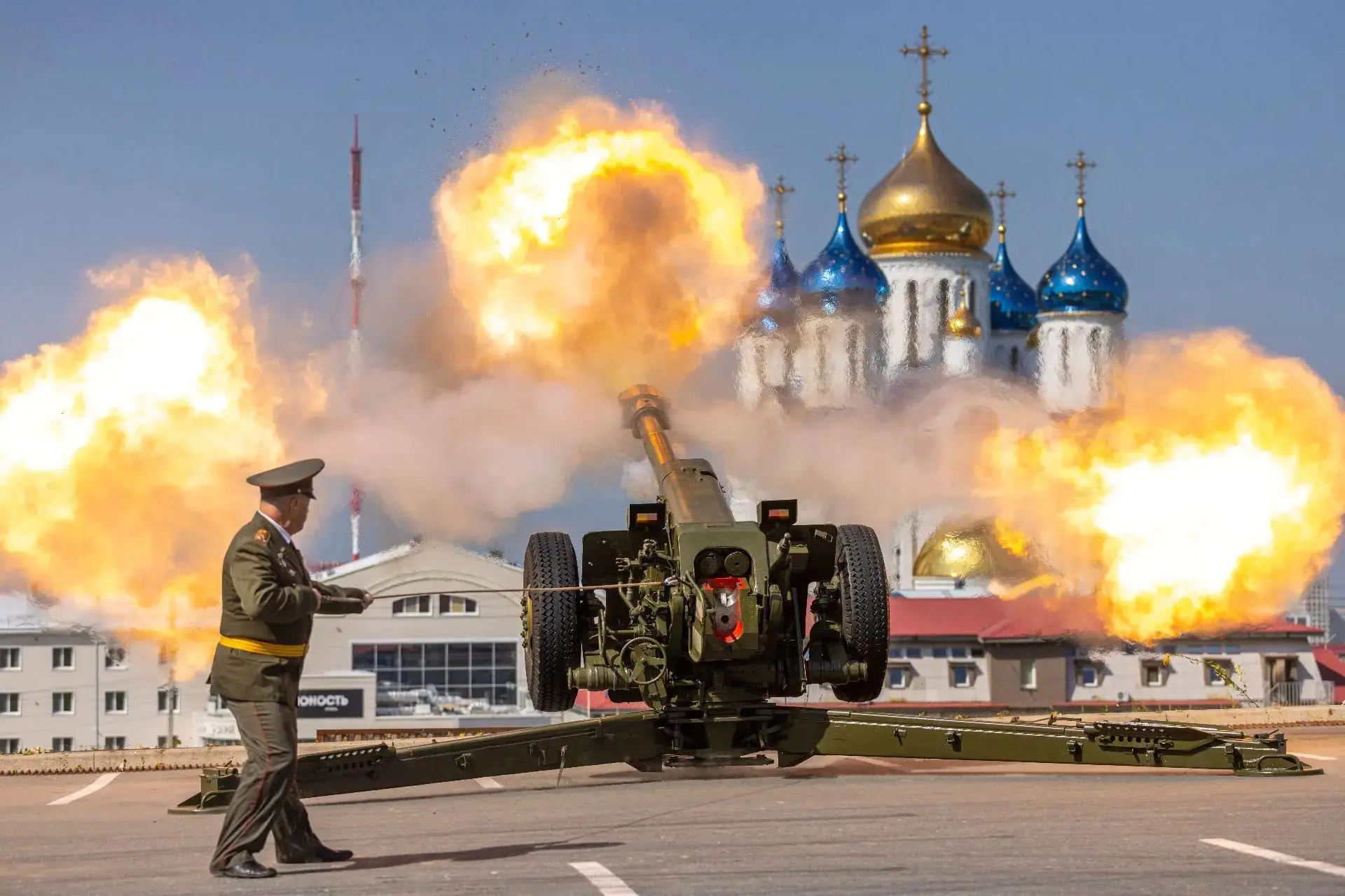 Сахалин отметил День Победы над милитаристской Японией - фоторепортаж