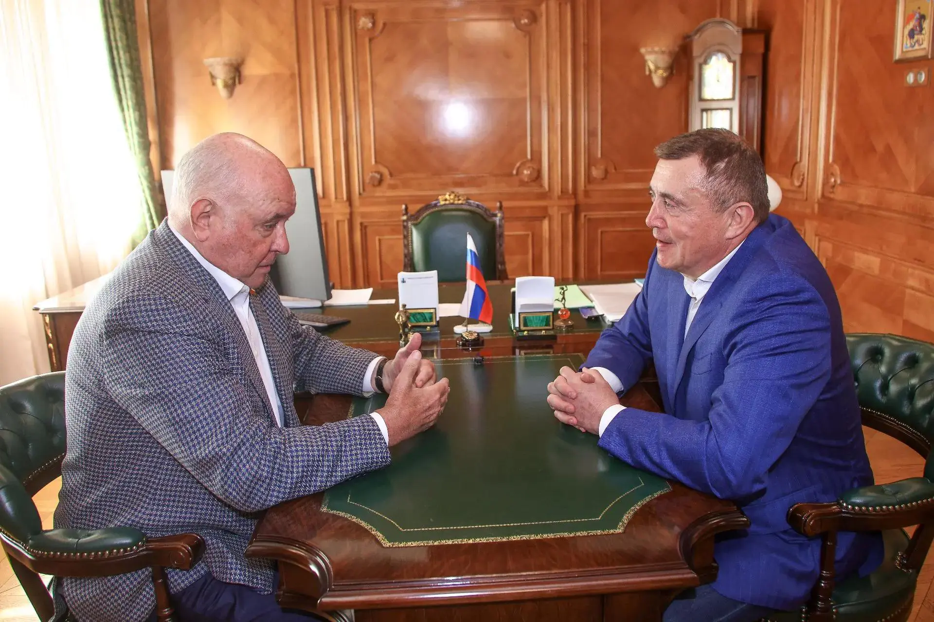 Лимаренко и Карасин обсудили образование, демографию и федеральную поддержку Сахалина