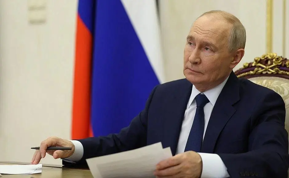 Путин отдельно обсудил с Лимаренко транспортную доступность Сахалина и Курил