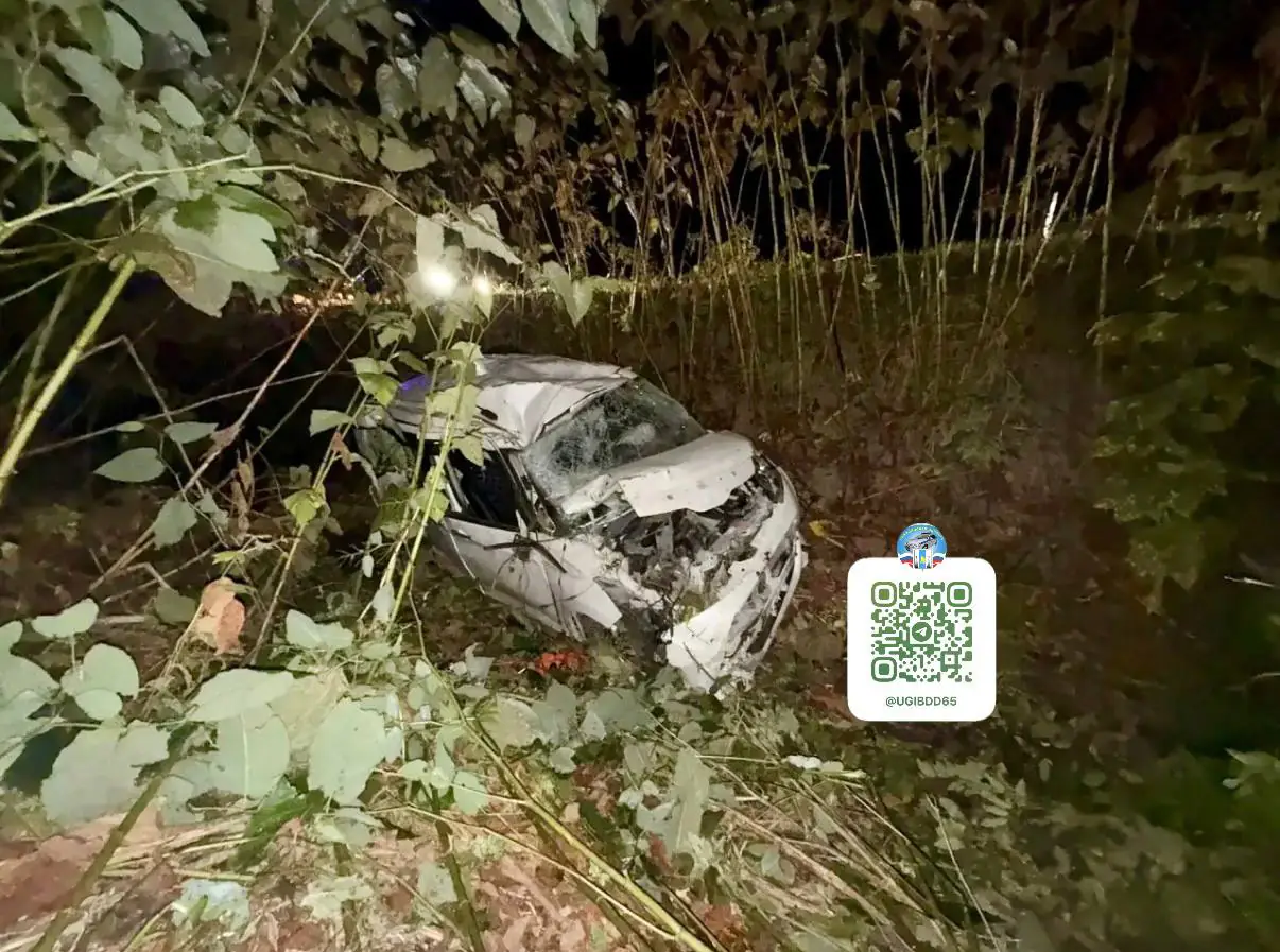 Молодой водитель погиб после опрокидывания Toyota Tank на Сахалине