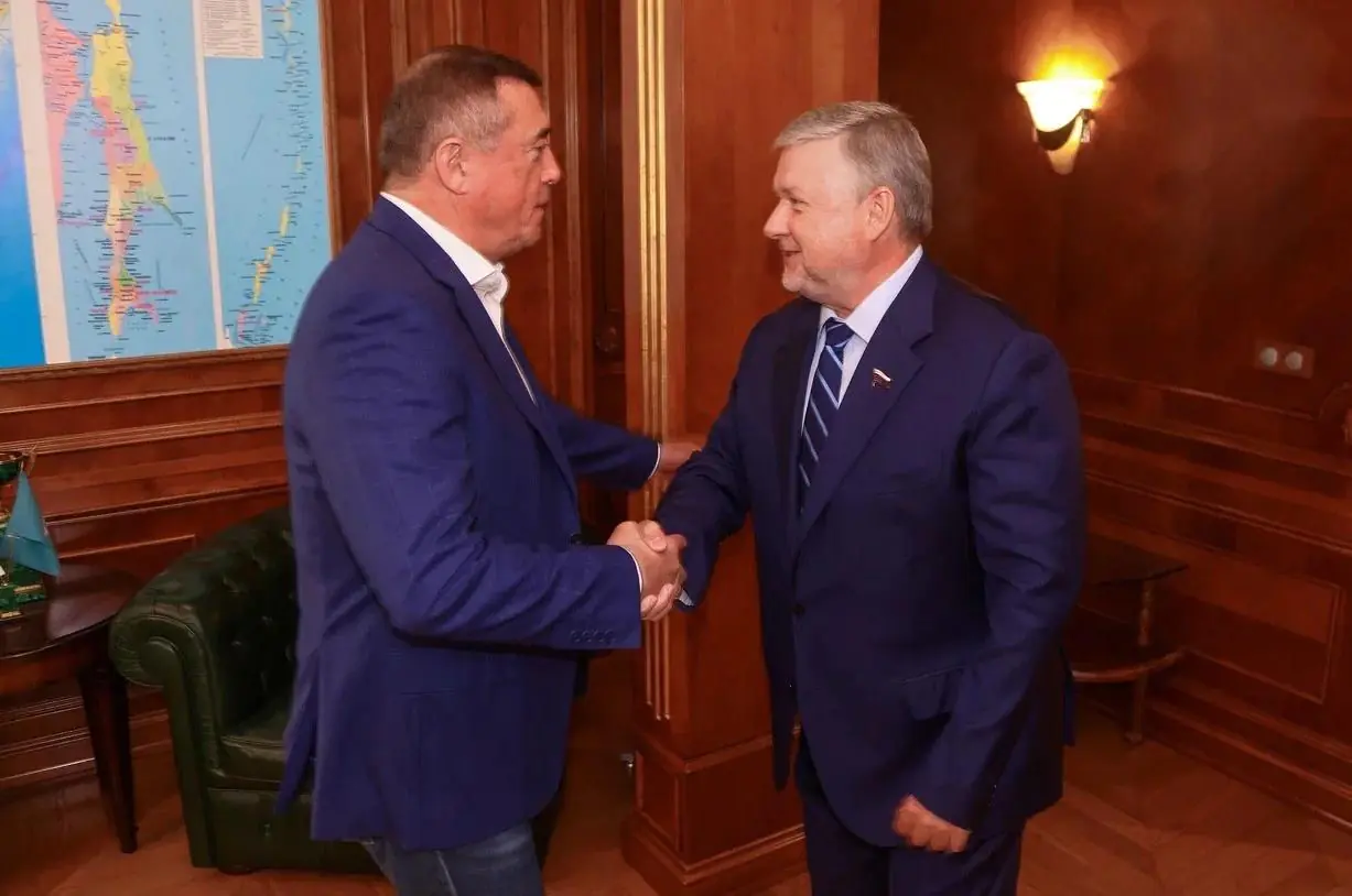 Валерию Лимаренко — 66: восемь лет решений, изменивших Сахалин