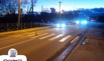 В Южно-Сахалинске водитель сбил двух детей на зебре и скрылся