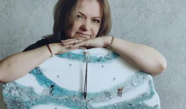 Жительница Углегорска превратила увлечение творчеством в бизнес при поддержке Кадрового центра